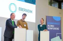     Dr. Markus Henle, EBERwerk GmbH & Co. KG mit Paul Ratz und Ulrike Vorwerk